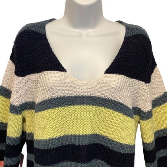 ANN TAYLOR BELL SLEEVE OVERSIZED STRIPED SWEATER SIZE SMALL - Picture 4 of 7